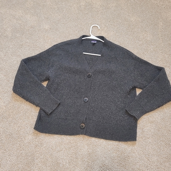 Patagonia Womens Recycled Wool Blend Button Up Dark Grey Cardigan Sweater Size S - Picture 3 of 8